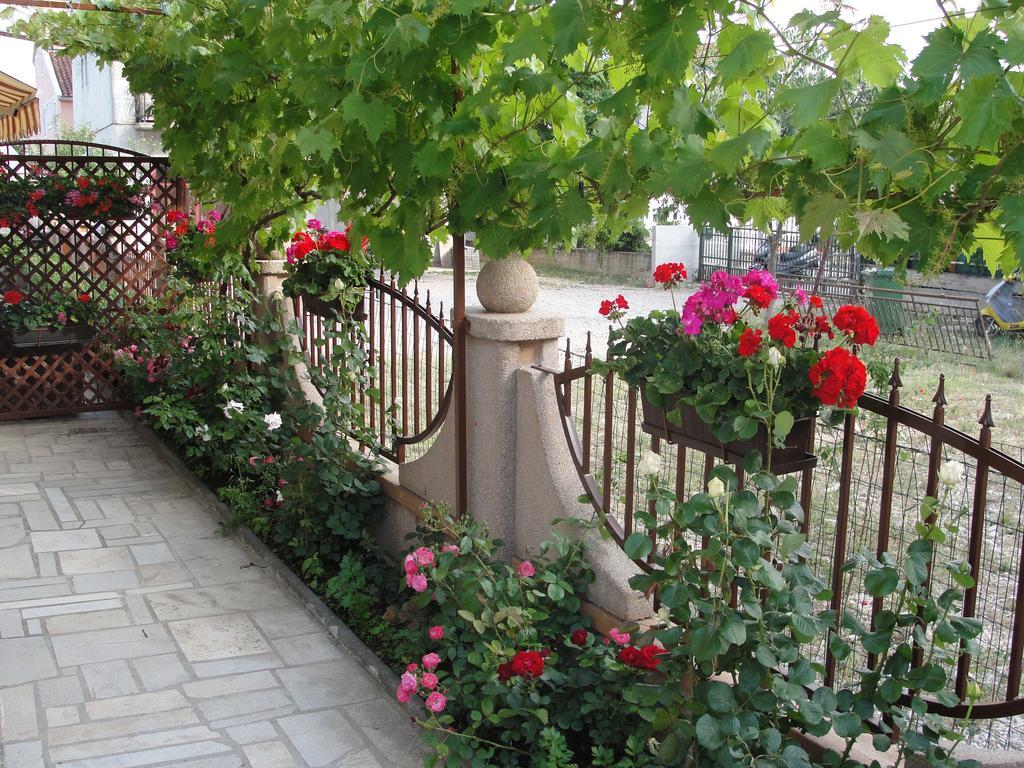 Apartments Lalic Водице Экстерьер фото